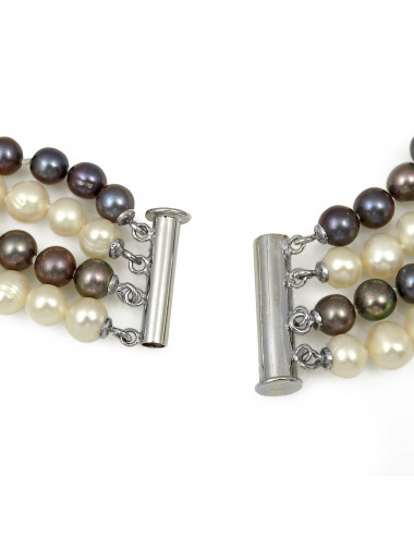 Naszyjnik 4-rzędowy z białych i ciemnych pereł ze srebrnym, podłużnym zapięciem N067x4S
