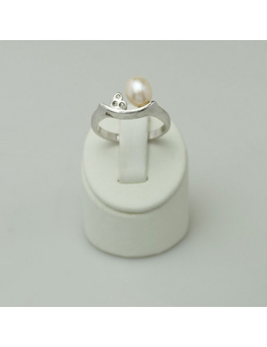 Srebrny pierścionek z perłą i cyrkoniami FR0886S