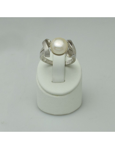 Srebrny pierścionek z perłą FR0880S