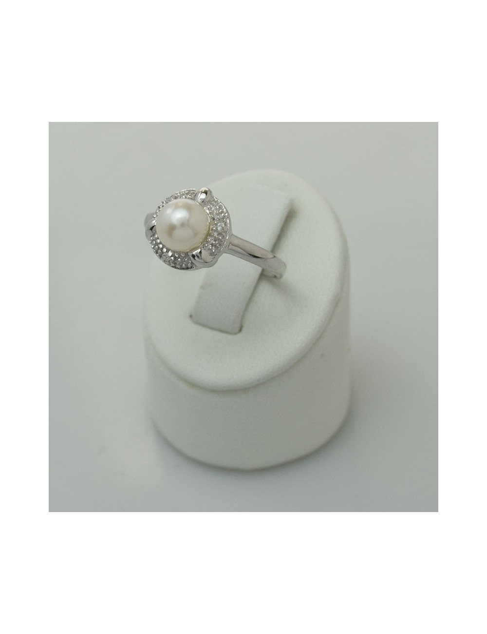 Srebrny pierścionek z perłą IR0093S