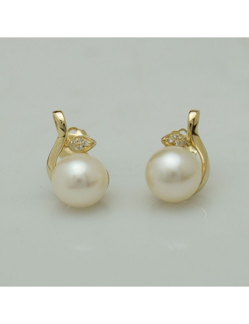 Gold earrings with pearls and diamonds K7580G