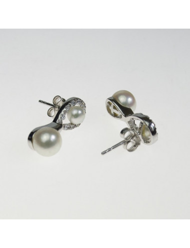 Srebrne kolczyki z perłami...