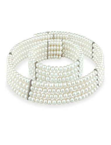 Stylish Set of Pearls in...