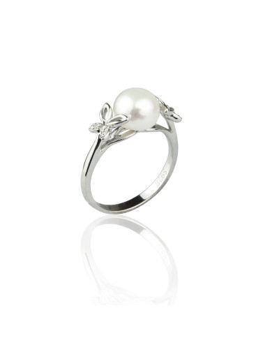 Silver Ring with Pearl and...