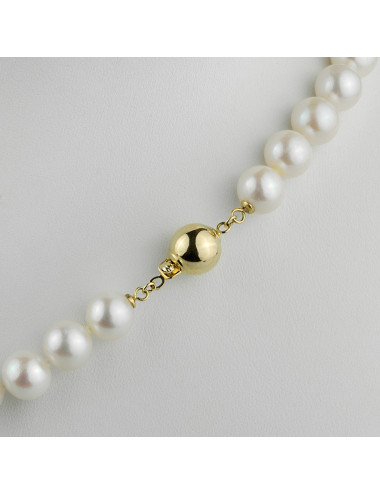 Naszyjnik z dużych białych pereł ze złotym zapięciem kulką NO9510G3