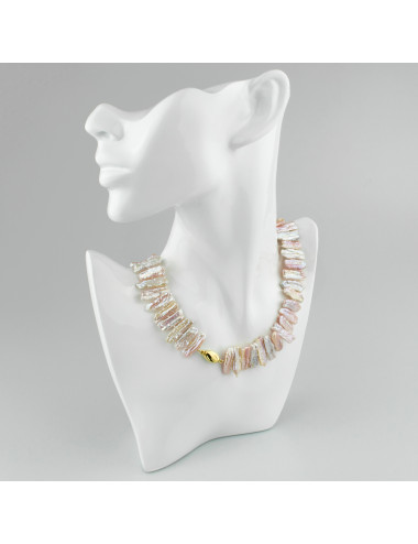 Necklace of elongated baroque pearls with irregular surface and light pink color NŁUPG2