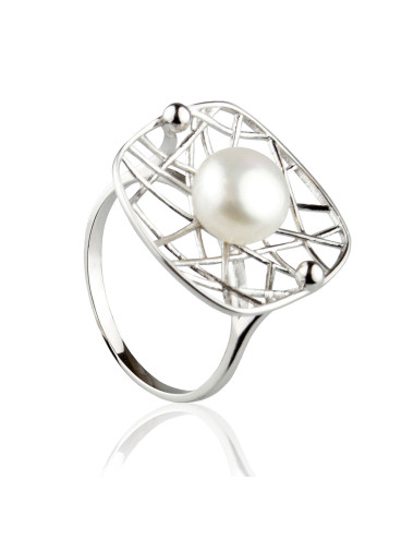 Sterling silver ring with an openwork basket, on which is placed a 3/4 round white pearl RA8595S