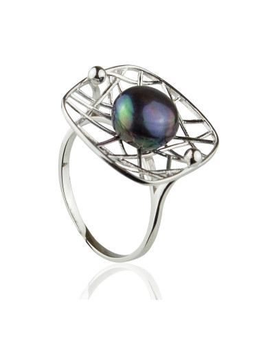 Sterling silver ring with an openwork basket, on which is placed a 3/4 round dark pearl RA8595S
