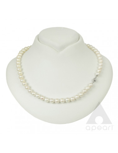 Necklace with medium-sized white pearls and white gold ball clasp NO775WG