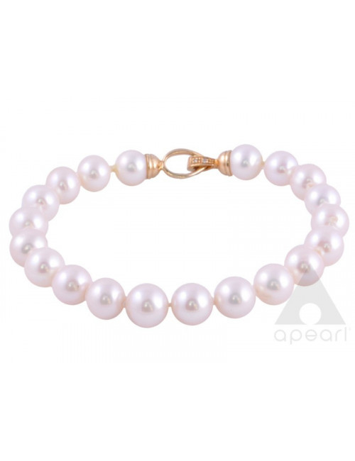 Bracelet of white, sizable pearls with gold clasp with 2 diamonds BO995G6085